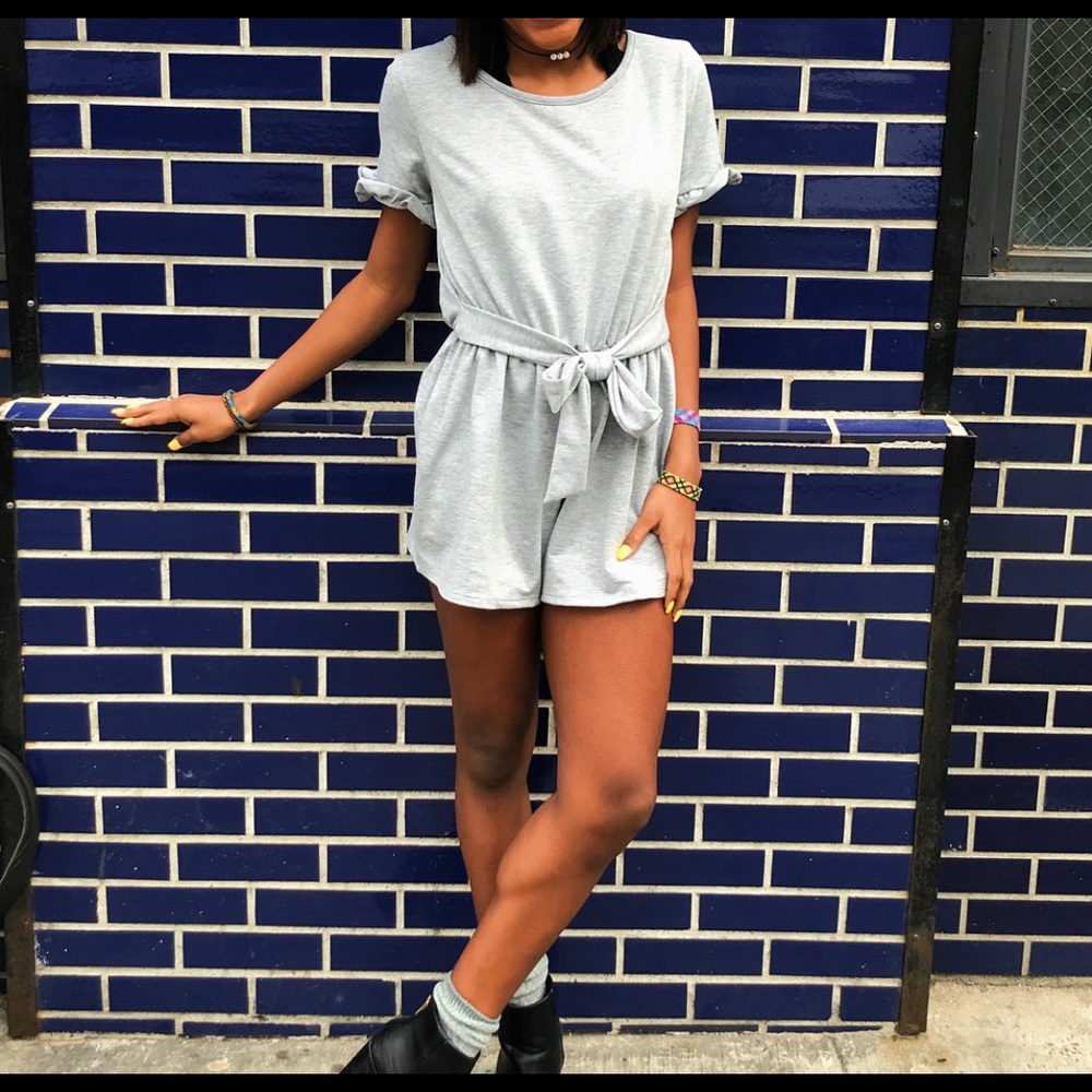 Gray open back tie-romper